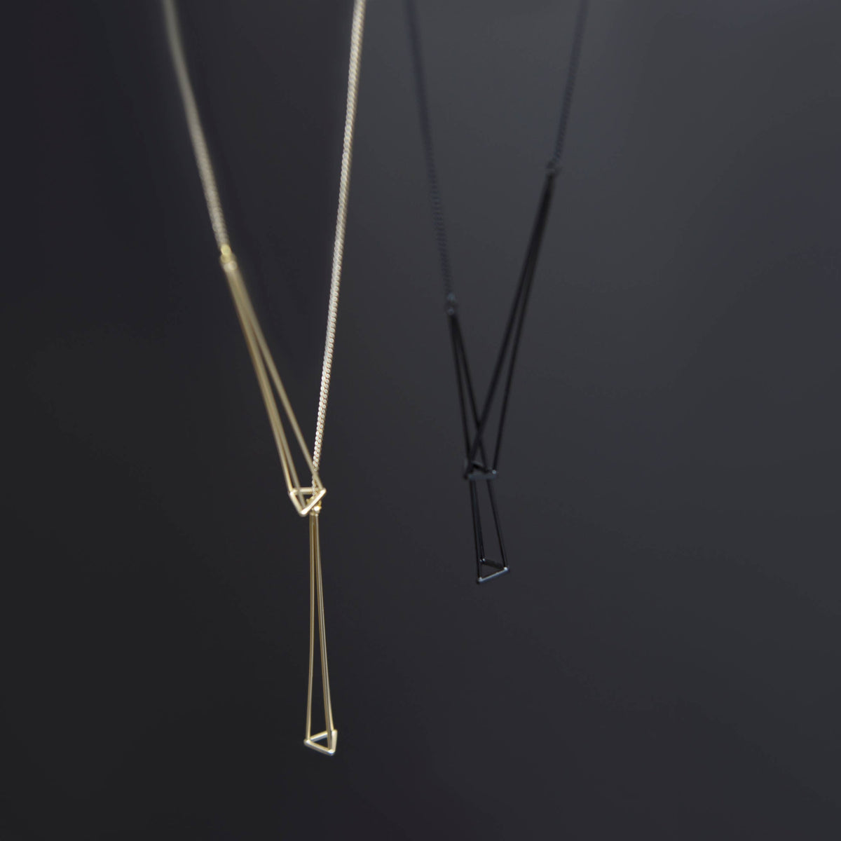 Glint Short Lariat Necklace