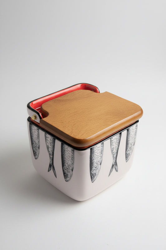 Portuguese Sardinia Saltbox with Lid
