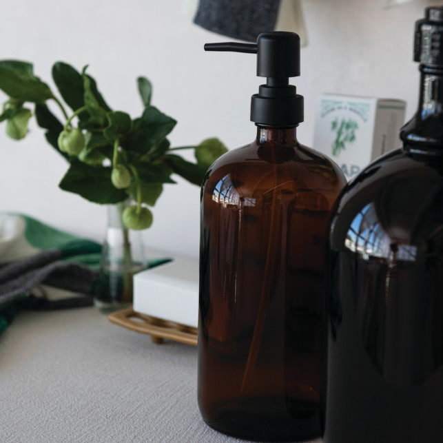 Brown glass apothecary dispenser.
