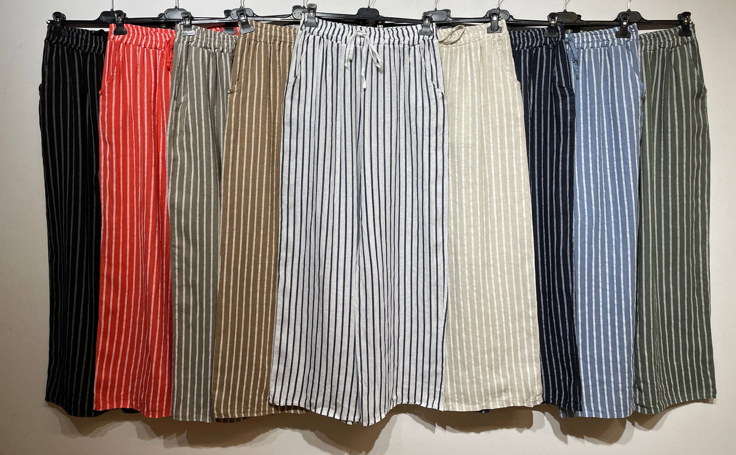 WIDE-LEG LINEN PANTS, STRIPED WITH POCKETS: CAMEL