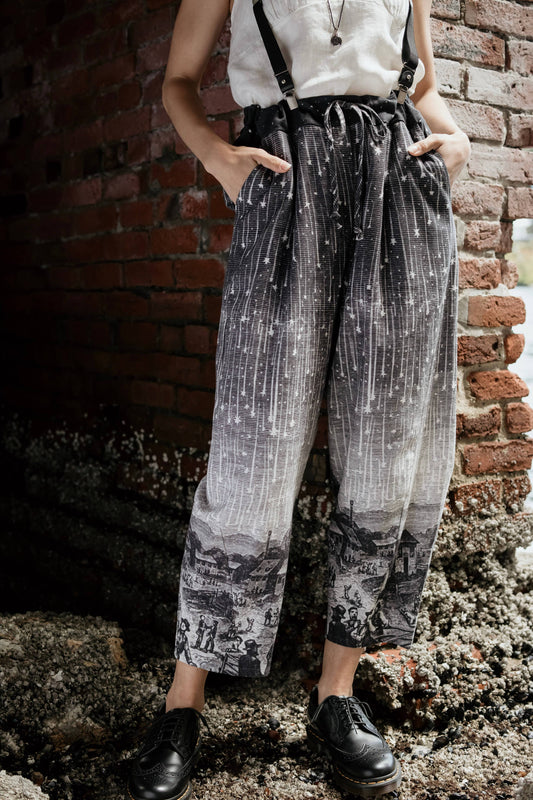 Stargazer Linen Cropped Artist Pant with Falling Stars Print